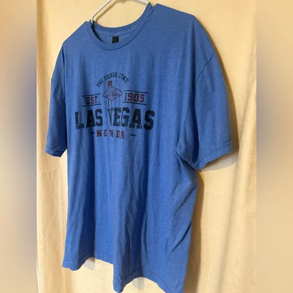 Gildan Softstyle T-shirt, Men’s 2XL Blue, Las Vegas NV Souvenir Graphic T-shirt - Picture 3 of 7